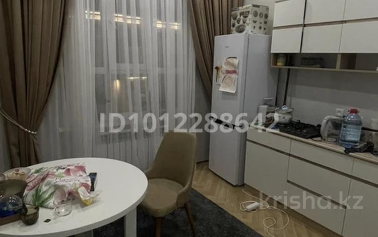 1-бөлмелі пәтер · 44 м² · 10/10 қабат, 18А мкр 7, бағасы: 22.5 млн ₸ в Актау — фото 2