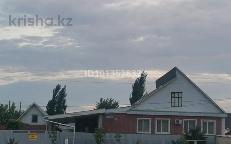 Жеке үй · 5 бөлме · 185 м² · 6 жүзд., ул. Абишев 7 — Массив Көктем, бағасы: 53 млн ₸ в Таразе — фото 2