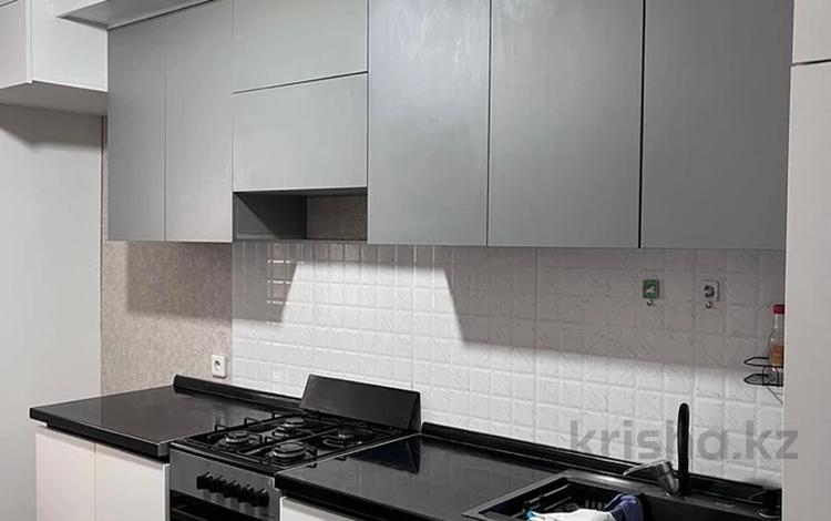 1-комнатная квартира · 40 м² · 1/9 этаж, мкр Шымсити 50 за 120 000 ₸ в Шымкенте, Абайский р-н — фото 2