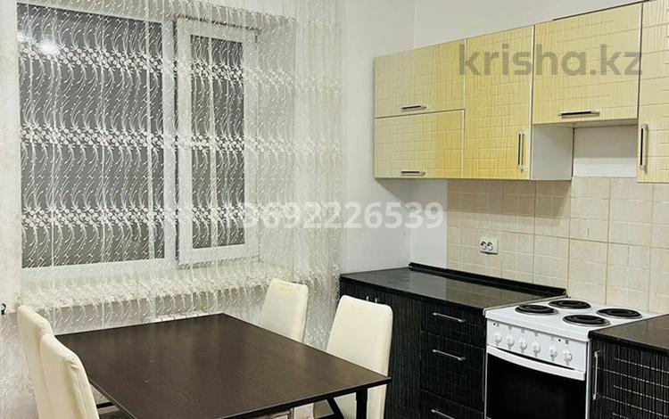 1-комнатная квартира, 38 м², 2/5 этаж, Султан бейбарыс