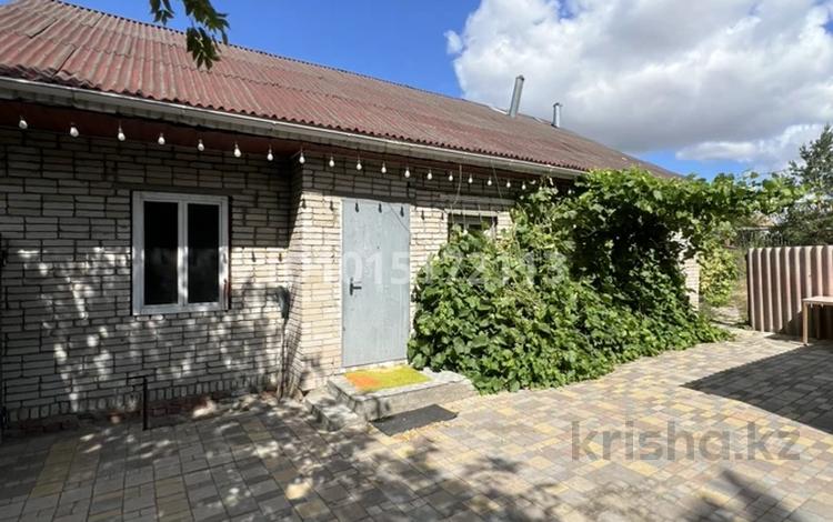 Отдельный дом · 3 комнаты · 80 м² · 10 сот., Ленина за 53 млн ₸ в Костанае — фото 2