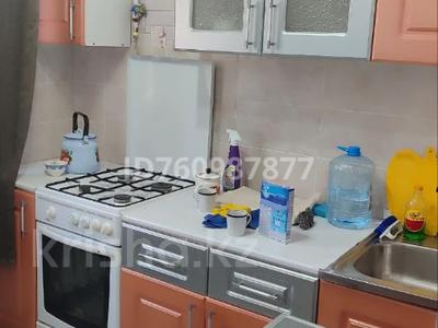 Аренда квартир в Западно-Казахстанской обл.: 2-комнатная квартира · 44 м² · 1/5 этаж · помесячно, Мажита Жунисова 179 за 120 000 〒 2-комнатная квартира · 44 м² · 1/5 этаж · помесячно, Мажита Жунисова 179 за 120 000 〒 в Уральске, мкр Школьник