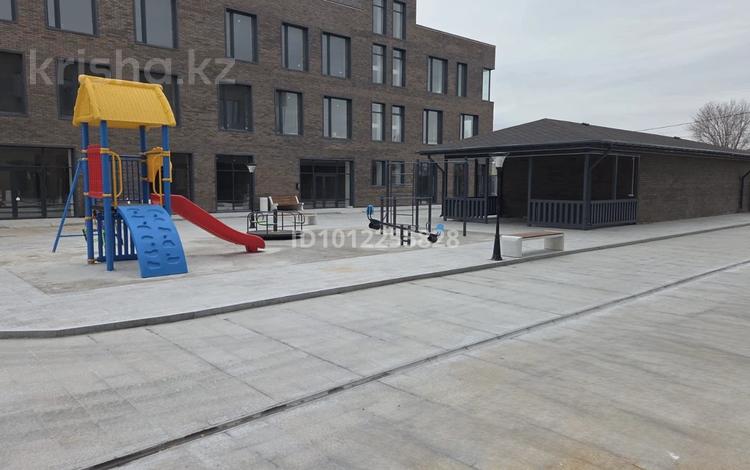 2-комнатная квартира · 70.5 м² · 2/3 этаж, Чайжунусова 44 за 61 млн ₸ в Семее — фото 2