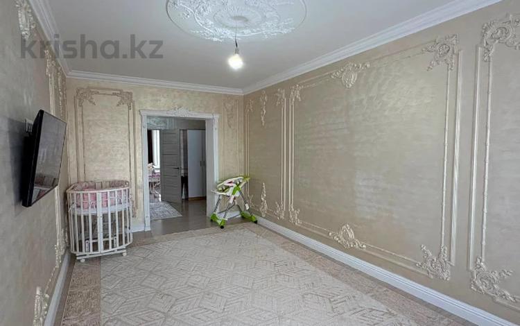 3-комнатная квартира · 87.9 м² · 9/9 этаж, мкр. Алтын орда за 31 млн ₸ в Актобе — фото 2
