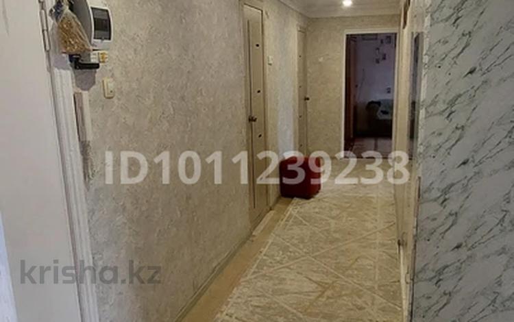 3-бөлмелі пәтер · 84.5 м² · 4/5 қабат, Дуйсенбаева 34, бағасы: 17 млн ₸ в Экибастузе — фото 2