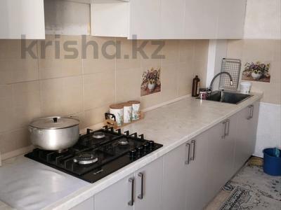 3-бөлмелі пәтер · 65 м² · 4/9 қабат, Ескі қала, Кереева 2, бағасы: 17.5 млн ₸ в Актобе, Старый город