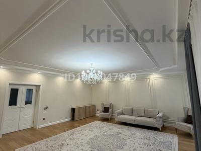 5-бөлмелі пәтер · 186 м² · 2/5 қабат, мкр. Алтын орда, Алии Молдагуловой 54А — Гипермаркет Дина, бағасы: 69.9 млн 〒 в Актобе