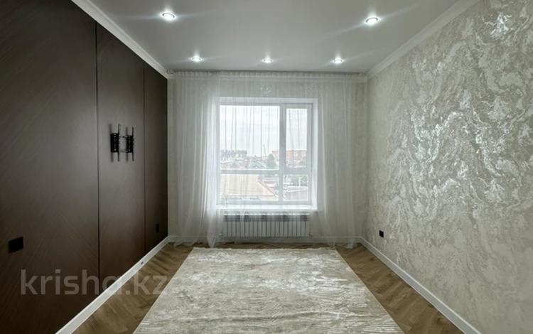 1-бөлмелі пәтер · 43 м² · 4/4 қабат, Тауелсиздик, бағасы: 23 млн ₸ в Уральске — фото 2