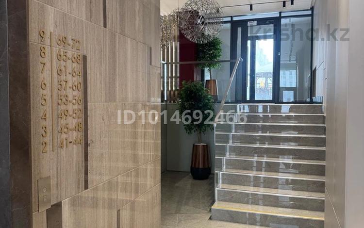 2-комнатная квартира · 64.5 м² · 3/9 этаж, Алихан Бокейхан 20 — Триумфальная арка - Бухар жырау за 75 млн ₸ в Астане, Есильский р-н — фото 2