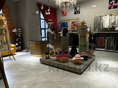 Свободное назначение, офисы, магазины и бутики, салоны красоты, медцентры и аптеки, образование · 130 м² за 200 млн 〒 в Актобе, мкр. Алтын орда