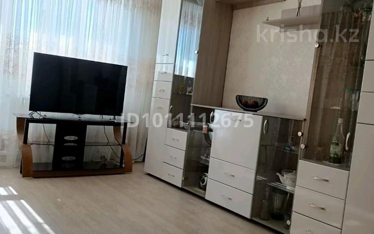 3-бөлмелі пәтер · 48 м² · 4/5 қабат, 40 лет Победы 54, бағасы: 12 млн ₸ в Шахтинске — фото 2