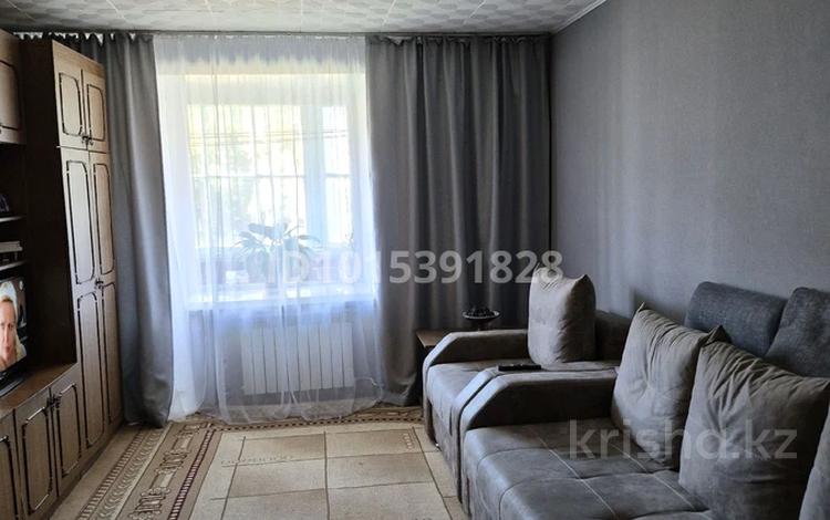 3-комнатная квартира · 63.5 м² · 2/5 этаж, 4 микрорайон 23 за 20 млн ₸ в Риддере — фото 2