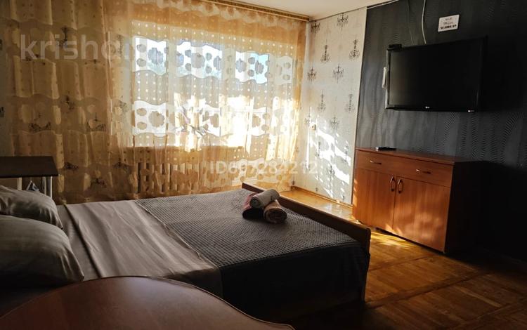 1-бөлмелі пәтер · 40 м² · 5/9 қабат, Назарбаева 206, бағасы: 10 000 ₸ в Уральске, мкр Школьник — фото 14