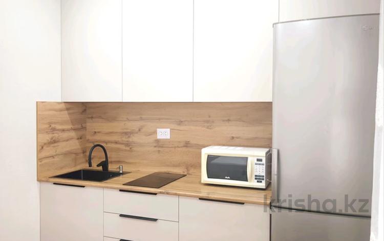 1-комнатная квартира · 36 м² · 9/12 этаж, Толе Би 24 за 250 000 ₸ в Астане, Нура р-н — фото 2