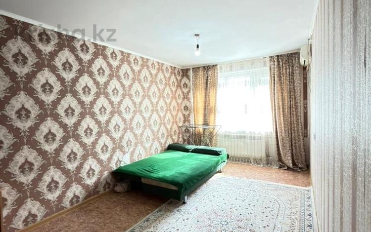 2-комнатная квартира · 55 м² · 3/5 этаж, Старый город, Кереева за 13.8 млн ₸ в Актобе — фото 2