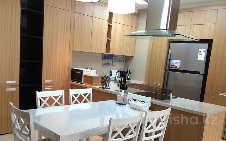 3-бөлмелі пәтер · 150 м² · 14/25 қабат, проспект Кошкарбаева 2 — Блок-С, бағасы: 500 000 ₸ в Астане, Сарайшык р-н — фото 2