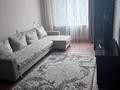 2-комнатная квартира, 49 м², 3/5 этаж помесячно, мкр Аксай-3А за 250 000 〒 в Алматы, Ауэзовский р-н — фото 4
