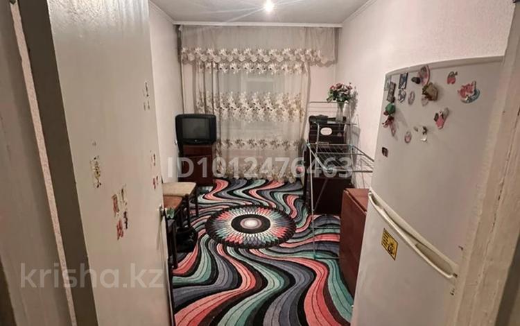 3-комнатная квартира · 62 м² · 2/5 этаж, Пр Независимости 5А — Напротив магазин Коператор , рядом Турар базар за 13 млн ₸ в Сатпаев — фото 2