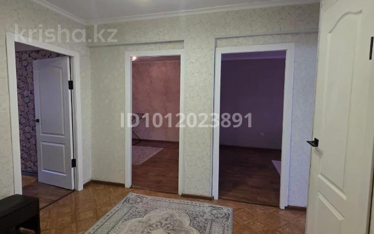 3-комнатная квартира · 65 м² · 2/5 этаж, Севастопольская 20 за 31 млн ₸ в Усть-Каменогорске, Ульбинский — фото 3