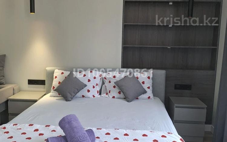 1-комнатная квартира · 52 м² · 7/13 этаж, Райымбека 348/1 за 2 500 ₸ в Алматы, Ауэзовский р-н — фото 2