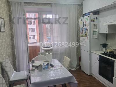 3-бөлмелі пәтер · 100 м² · 2/9 қабат, Кобланды Батыра 36Б — рядом супермаркет солнечный, бағасы: 44.8 млн ₸ в Костанае