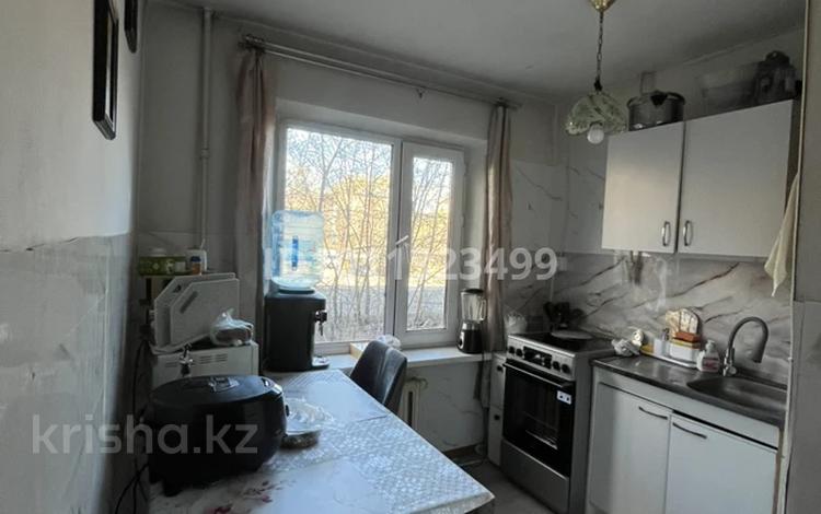 2-бөлмелі пәтер · 44 м² · 1/5 қабат, 14-шағынаудан 43, бағасы: 8.5 млн ₸ в Караганде, Алихана Бокейханова р-н — фото 14