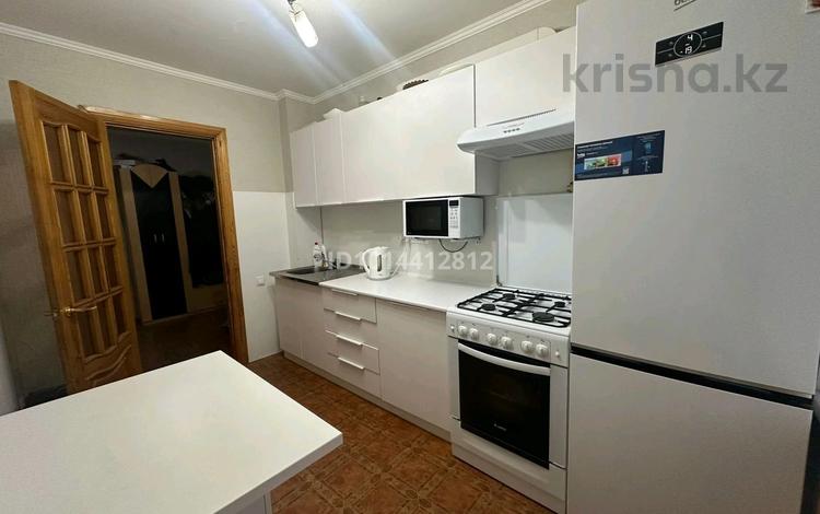 2-бөлмелі пәтер · 52 м² · 3/5 қабат, Дулатова — 2 школа, бағасы: 23 млн ₸ в Костанае — фото 2