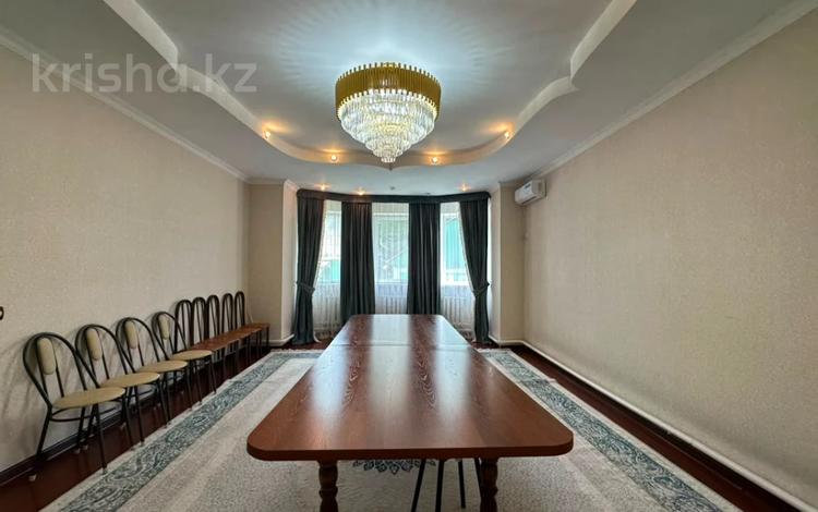 Отдельный дом · 5 комнат · 200 м² · 8.3 сот., Сатпаева 14 за 750 000 ₸ в  — фото 23