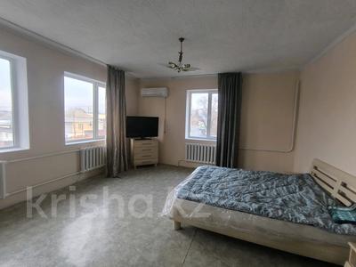 3-бөлмелі пәтер · 60 м² · 2/2 қабат, Шевченко 60 — Северная, бағасы: 150 000 〒 в Талдыкоргане