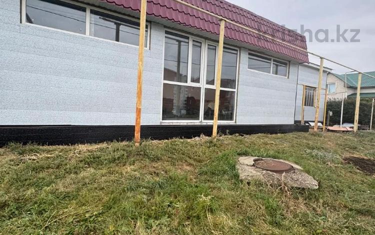 Отдельный дом · 2 комнаты · 485 м² · 4.5 сот., Микрорайон Северо-Западный за 50 млн ₸ в Костанае — фото 2