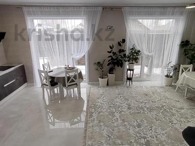 Отдельный дом · 4 комнаты · 100 м², Покатилова 95 за 680 000 〒 в Уральске