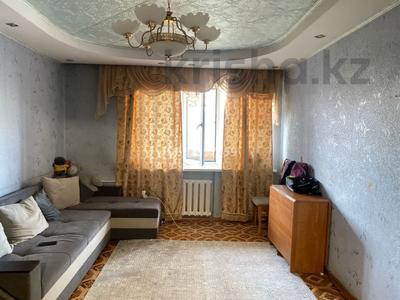 3-бөлмелі пәтер, 61 м², 5/5 қабат, Ермекова 77/2, бағасы: 24 млн 〒 в Караганде, Казыбек би р-н