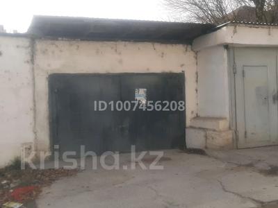 Гараж · 22 м² · Рахимова 3 — Район старой горбольницы, бағасы: 2 млн ₸ в Таразе