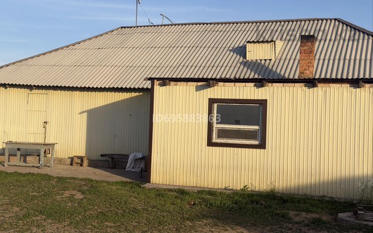 Отдельный дом · 4 комнаты · 90 м² · , Село Карагайлы 1 за 15 млн ₸ в Семее — фото 2
