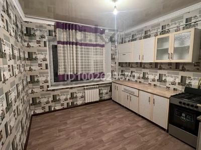 1-комнатная квартира · 38 м² · 2/4 этаж, Мкр.Каратау 39 — Мкр.Каратау за 7.5 млн 〒 в Таразе