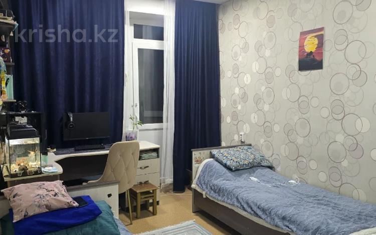 2-комнатная квартира · 57.3 м² · 9/10 этаж, Сатпаева 2/2 за 26 млн ₸ в Усть-Каменогорске — фото 13