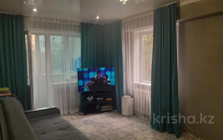 2-бөлмелі пәтер · 42 м² · 2/5 қабат, Бурова 15, бағасы: 19 млн ₸ в Усть-Каменогорске — фото 2