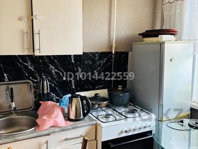 1-бөлмелі пәтер · 30.4 м² · 1/5 қабат, Айгүл ш/а 42, бағасы: 10 млн ₸ в Уральске, мкр Айгуль