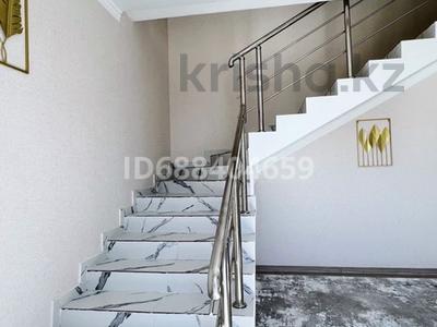 Жеке үй · 6 бөлме · 400 м², Шипа су Гаухар ана — Яссы гостиница рядом, бағасы: 50 000 ₸ в Туркестане