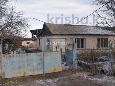 Жеке үй · 4 бөлме · 71 м², Тулебаева 27/1 — Амангельды, бағасы: 7 млн ₸ в Жансугурове