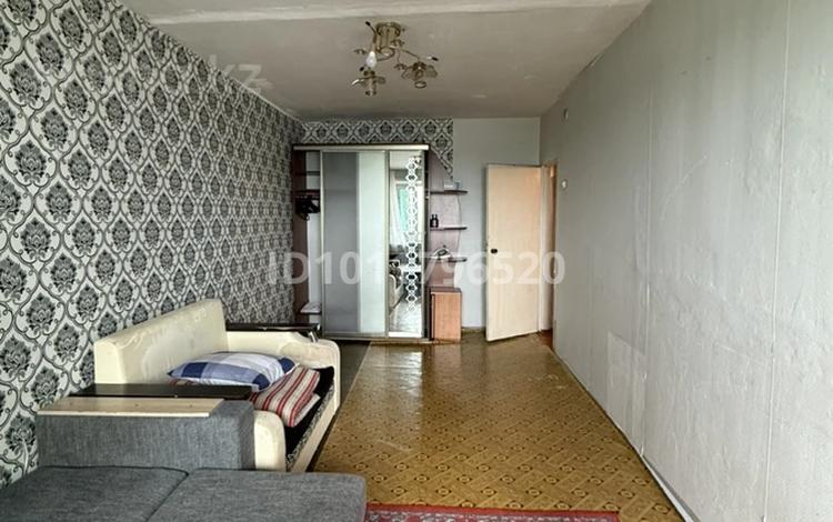 1-комнатная квартира · 42 м² · 12/12 этаж, 15-й микрорайон 20 — Район Океана, за кинотеатром “G cinema park” за 14 млн ₸ в Семее — фото 9