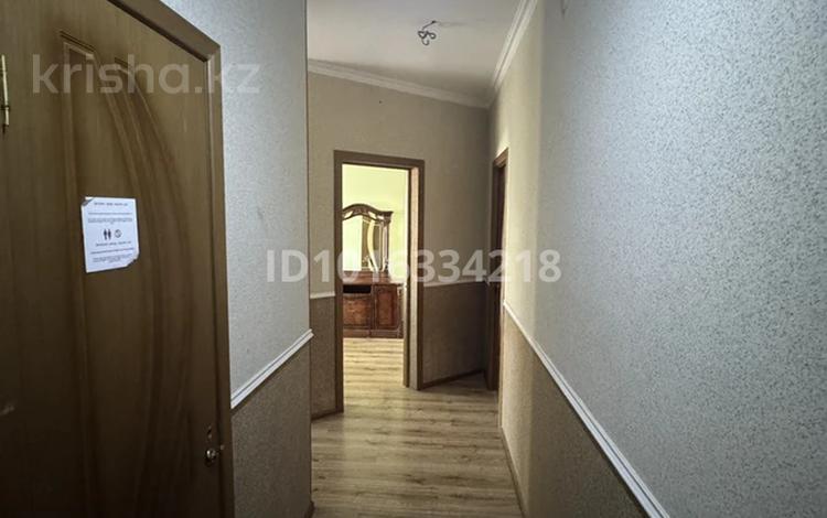 2 бөлме · 50 м² · 6/6 қабат, 32А ш/а. 20, бағасы: 50 000 ₸ в Актау, 32А мкр — фото 2