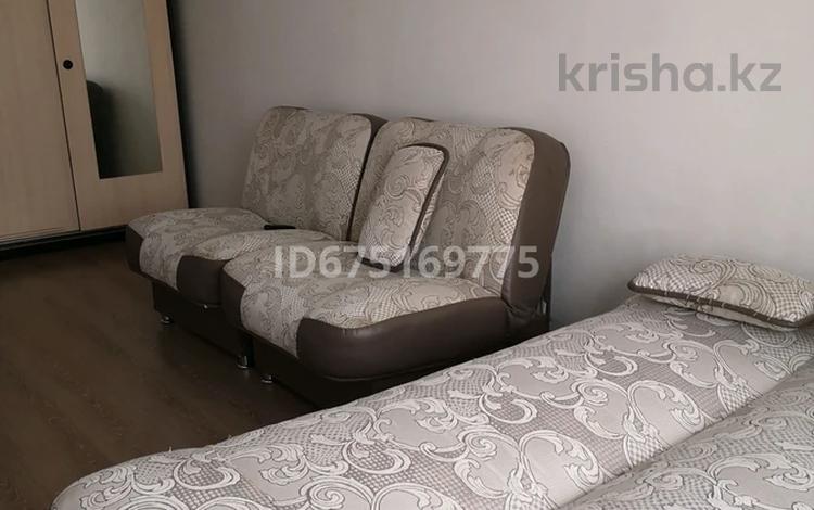 1-бөлмелі пәтер · 40 м² · 3 қабат, Жумабаева — Петрова, бағасы: 11 000 ₸ в Астане, Алматы р-н — фото 2