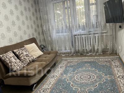 3-комнатная квартира · 63 м² · 4/5 этаж, мкр №10 А 22 — Шаляпина Саина за 300 000 ₸ в Алматы, Ауэзовский р-н