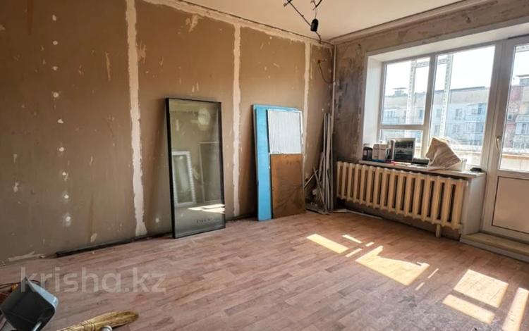 3-бөлмелі пәтер · 63 м² · 5/6 қабат, Беркимбаева 112, бағасы: 14.6 млн ₸ в Экибастузе — фото 11