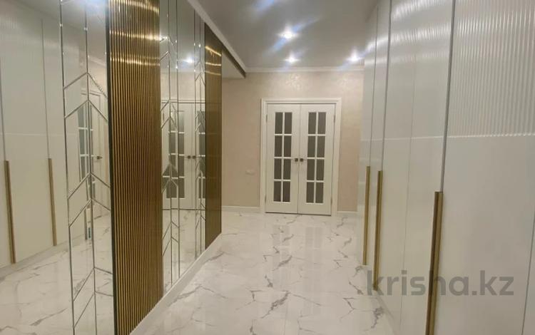 3-комнатная квартира · 124.9 м² · 2/5 этаж, мкр. Алтын орда за 44 млн ₸ в Актобе — фото 2