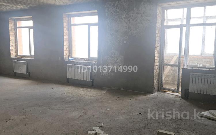 2-комнатная квартира · 64.6 м² · 9/9 этаж, мкр Юго-Восток, 137-учетный квартал 343 за 23 млн ₸ в Караганде, Казыбек би р-н — фото 2