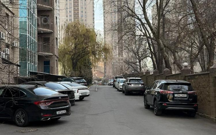 3-комнатная квартира · 125 м² · 2/14 этаж, Хусаинова 225 за 99 млн ₸ в Алматы, Бостандыкский р-н — фото 11