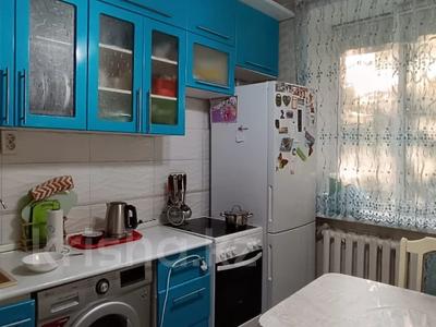2-комнатная квартира, 54 м², 1/3 этаж, проспект Шакарима 157 за 13.4 млн 〒 в Усть-Каменогорске