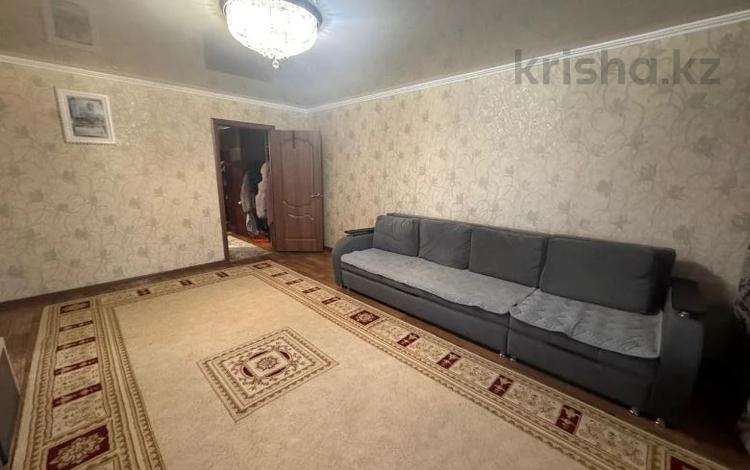 4-комнатная квартира, 101.2 м², 2/9 этаж, Казыбек Би 5/1 за 42.5 млн 〒 в Усть-Каменогорске — фото 2